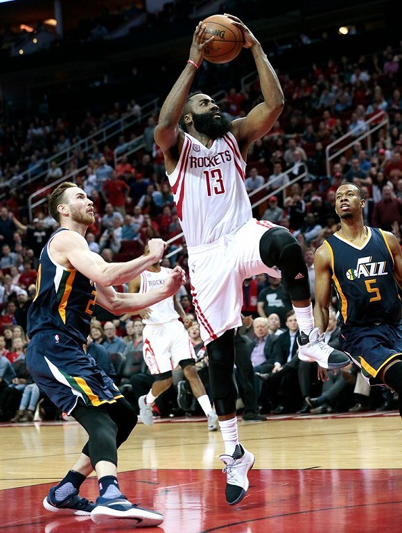 四川队逆转凯尔特人,麦科勒姆扛起全队 四川队逆转凯尔特人,麦科勒姆扛起全队