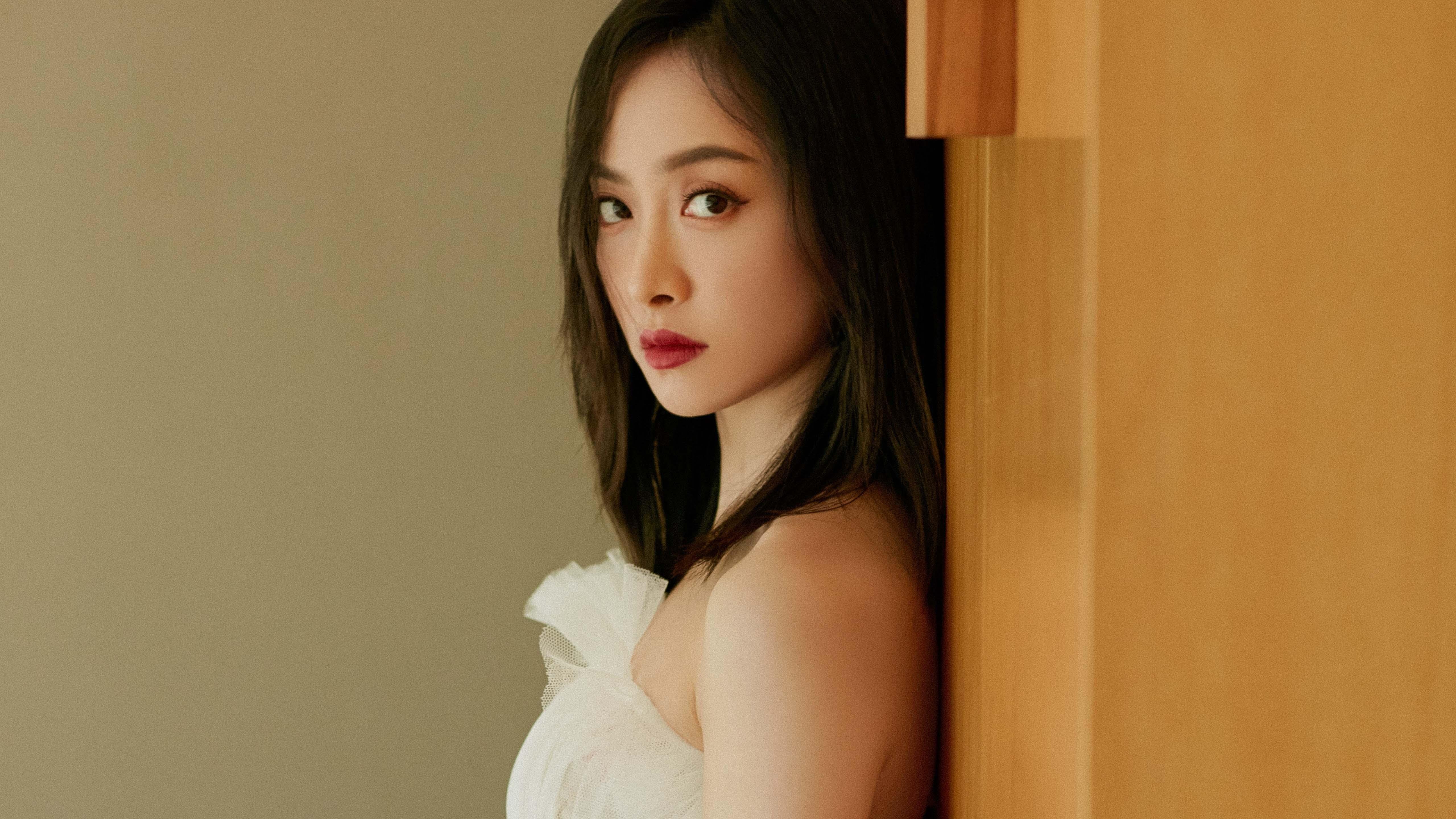 传奇的洗礼,碾压的乐章,曼联年度焦点战全面压制冰岛