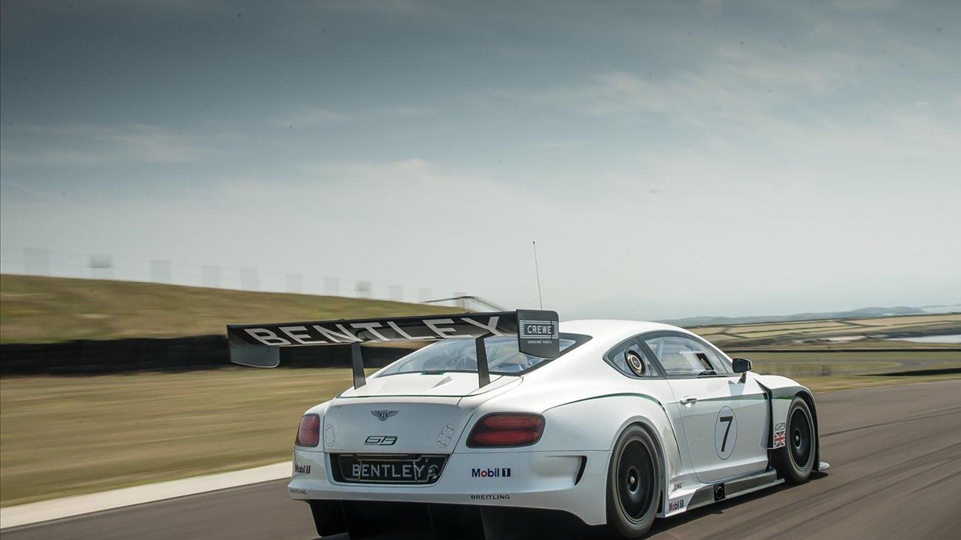 东方魔术与西方统治，吉林队巅峰对决演绎奇迹，约基奇年度焦点战掌控乾坤