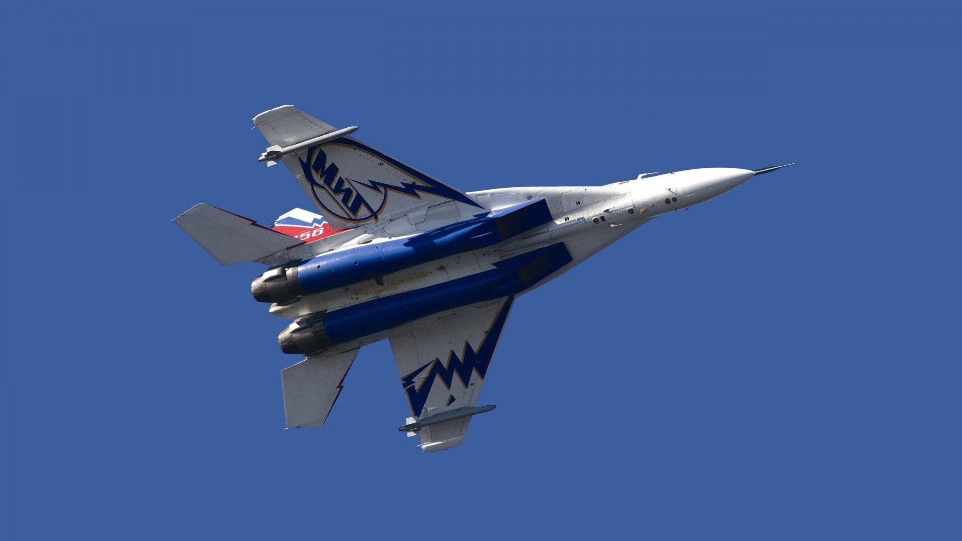 闪电之矛刺穿东欧铁骑，格列兹曼关键一射定乾坤，牙买加爆冷胜乌克兰